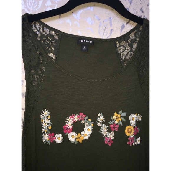 Torrid love tank - Picture 2 of 4